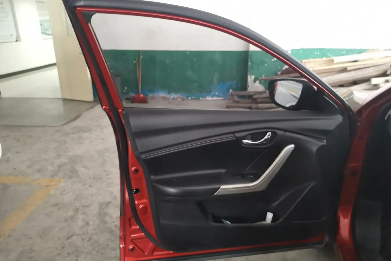 2017 Venucia T90 2.0L 144HP L4 6MT,autocango,china used car exporter,china ev exporter,chinese used car exporter,chinese used ev exporter