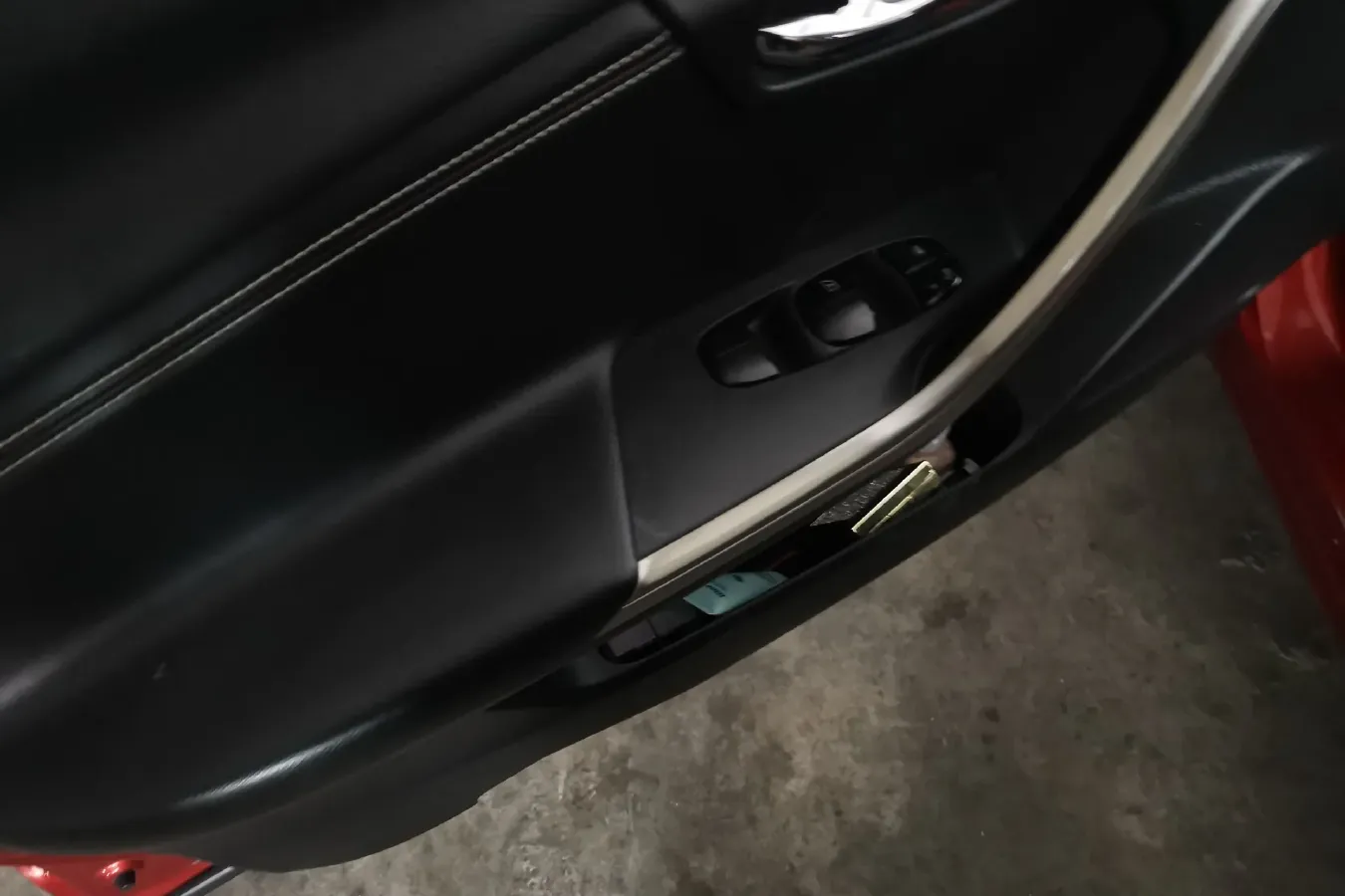 2017 Venucia T90 2.0L 144HP L4 6MT,autocango,china used car exporter,china ev exporter,chinese used car exporter,chinese used ev exporter