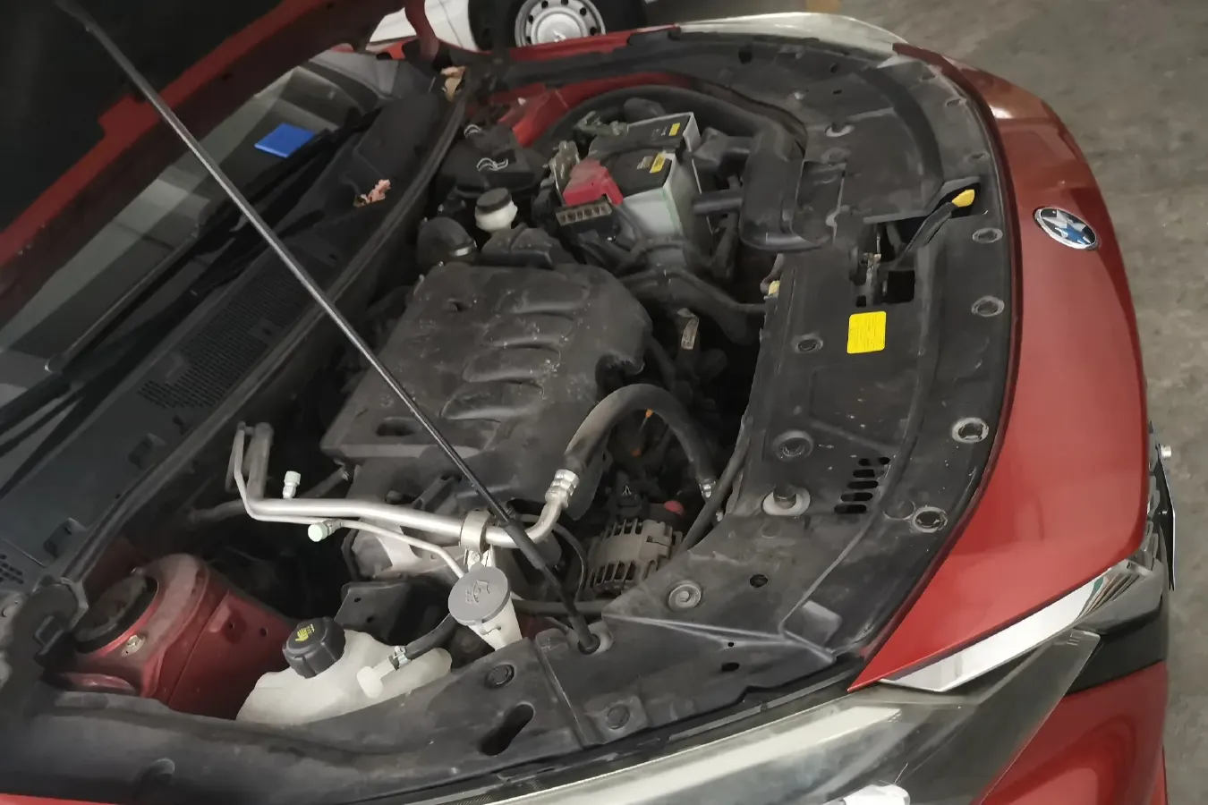 2017 Venucia T90 2.0L 144HP L4 6MT,autocango,china used car exporter,china ev exporter,chinese used car exporter,chinese used ev exporter