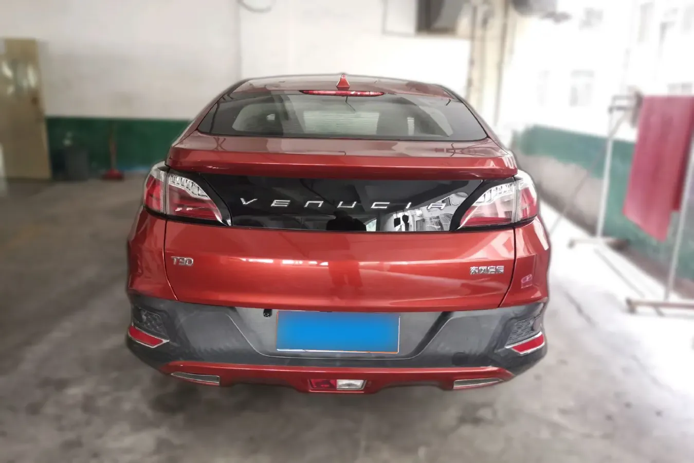 2017 Venucia T90 2.0L 144HP L4 6MT,autocango,china used car exporter,china ev exporter,chinese used car exporter,chinese used ev exporter