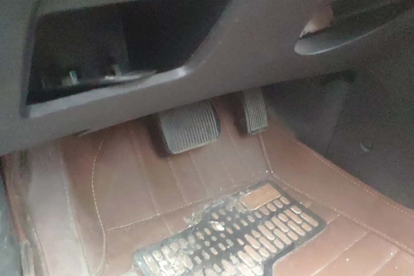 2013 HaiMa S7 2.0L 150HP L4 5AT,autocango,china used car exporter,china ev exporter,chinese used car exporter,chinese used ev exporter