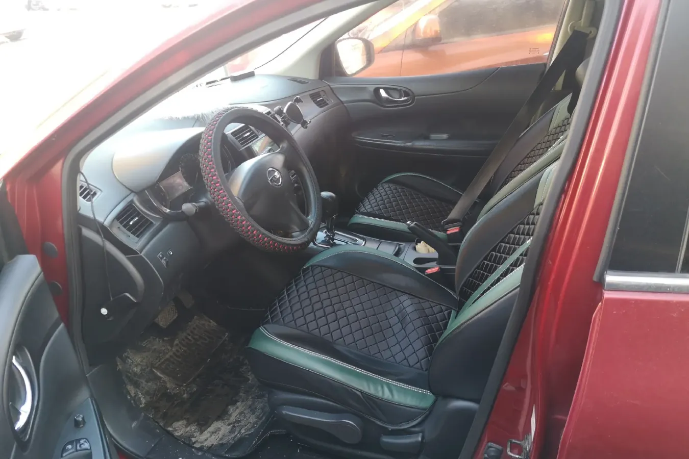 2011 Nissan Tiida 1.6L 126HP L4 CVT,autocango,china used car exporter,china ev exporter,chinese used car exporter,chinese used ev exporter