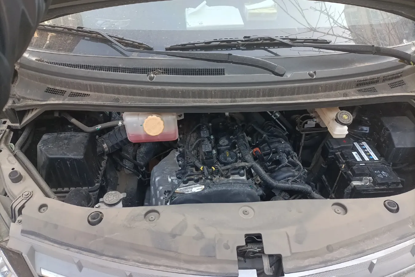 2021 DongFeng Forthing LingZhi Plus 2.0L 133HP L4 6MT,autocango,china used car exporter,china ev exporter,chinese used car exporter,chinese used ev exporter