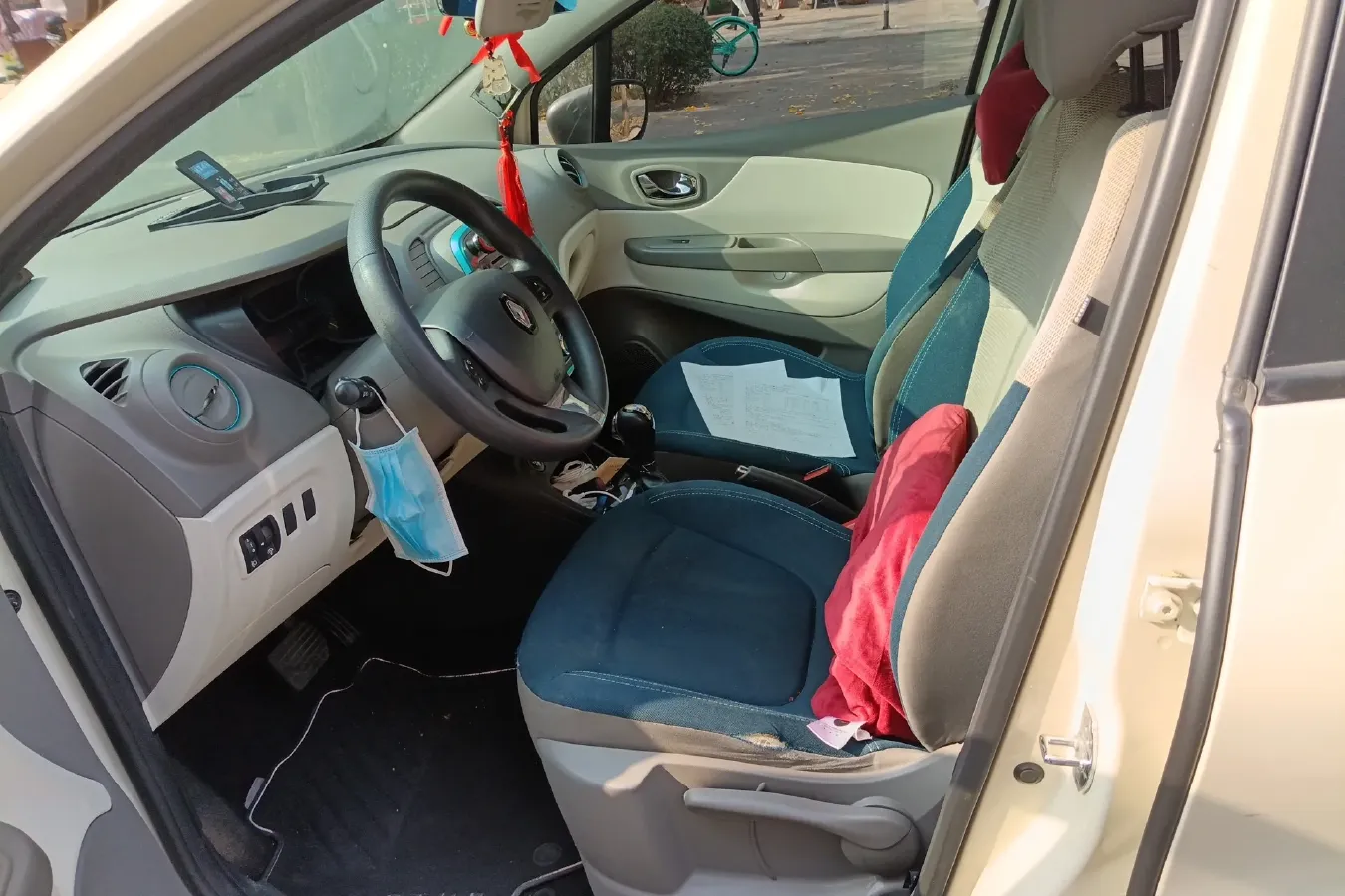 2015 Renault  Captur 1.2T 116HP L4 6DCT,autocango,china used car exporter,china ev exporter,chinese used car exporter,chinese used ev exporter