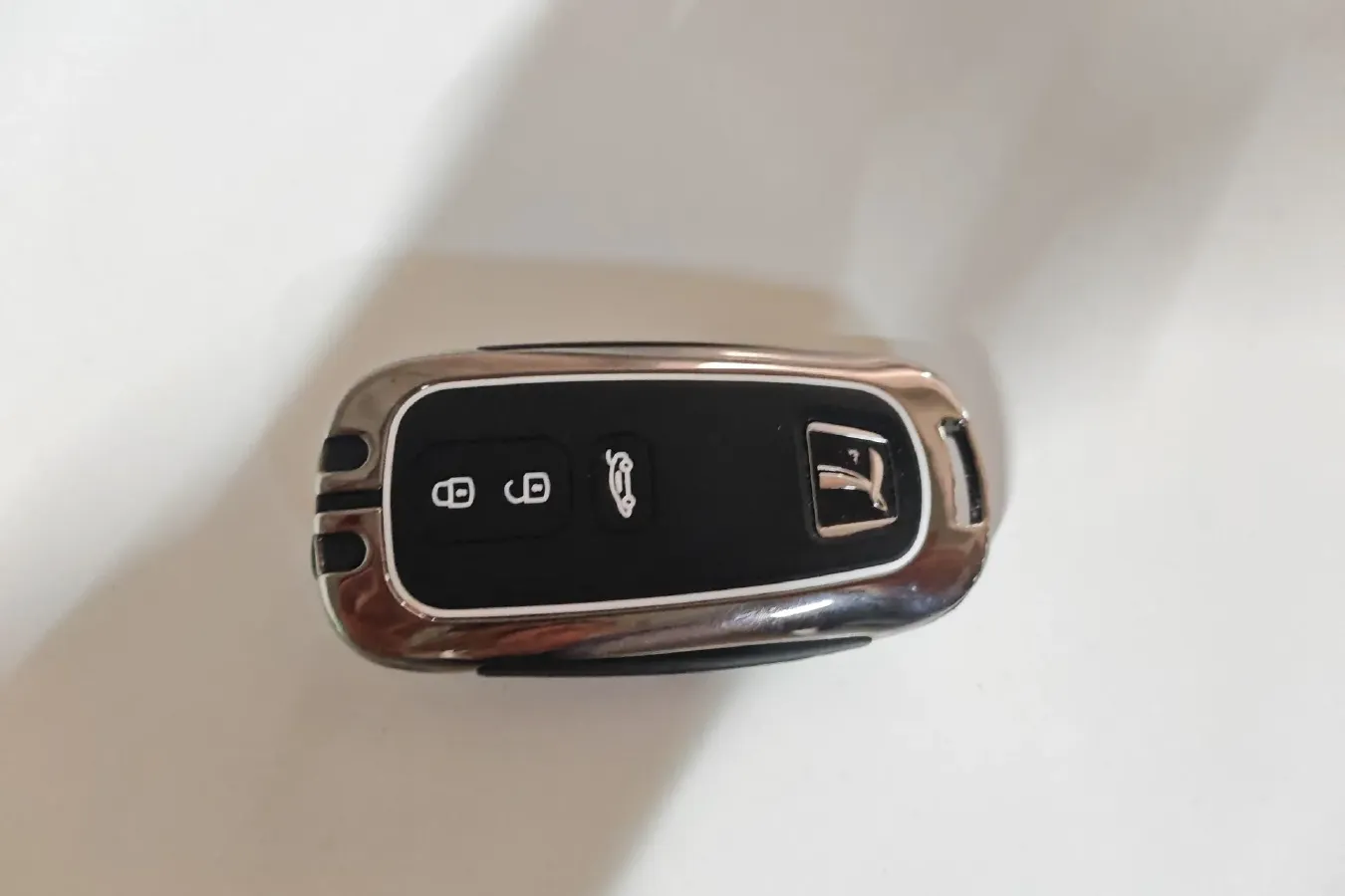 2015 Luxgen 5 1.8T 180HP L4 6AT,autocango,china used car exporter,china ev exporter,chinese used car exporter,chinese used ev exporter