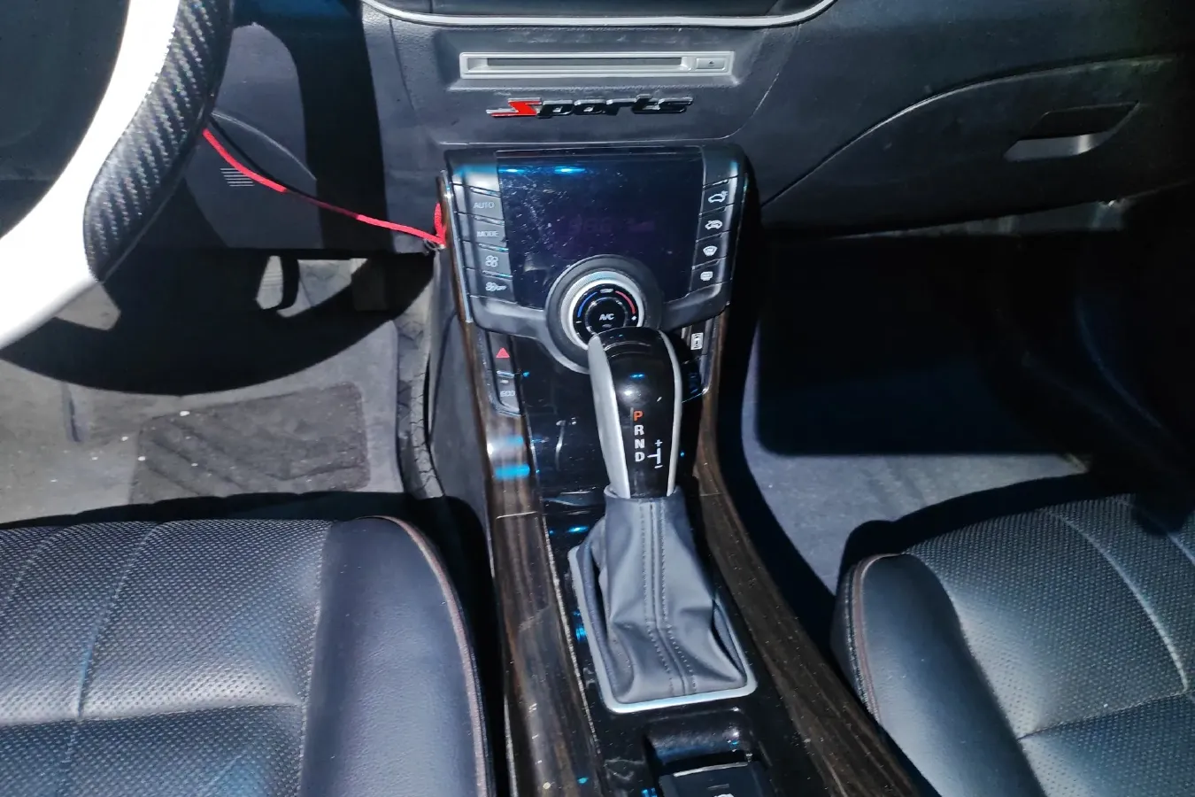 2015 Luxgen 5 1.8T 180HP L4 6AT,autocango,china used car exporter,china ev exporter,chinese used car exporter,chinese used ev exporter