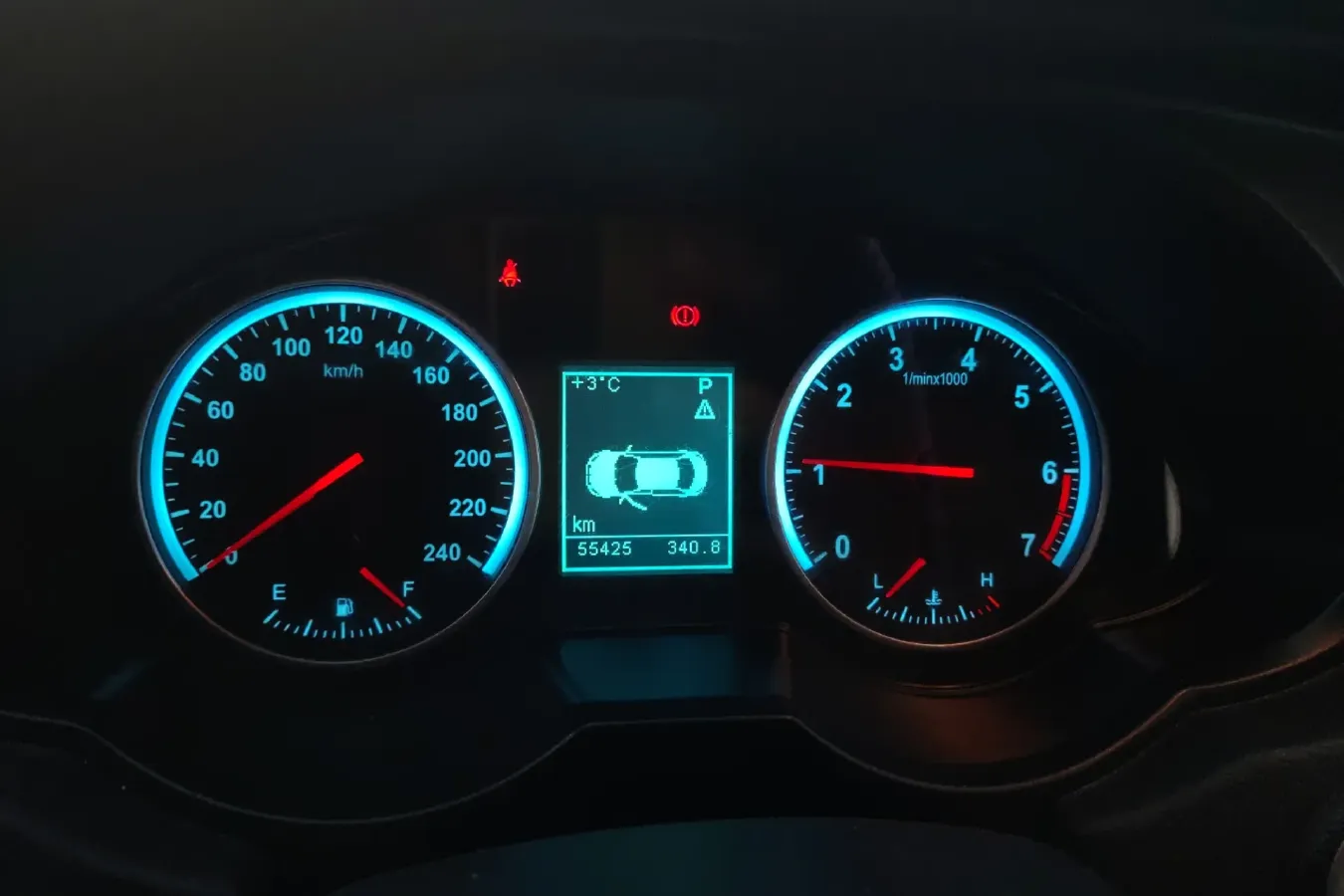 2016 Brilliance Auto V5 1.5T 150HP L4 5AT,autocango,china used car exporter,china ev exporter,chinese used car exporter,chinese used ev exporter