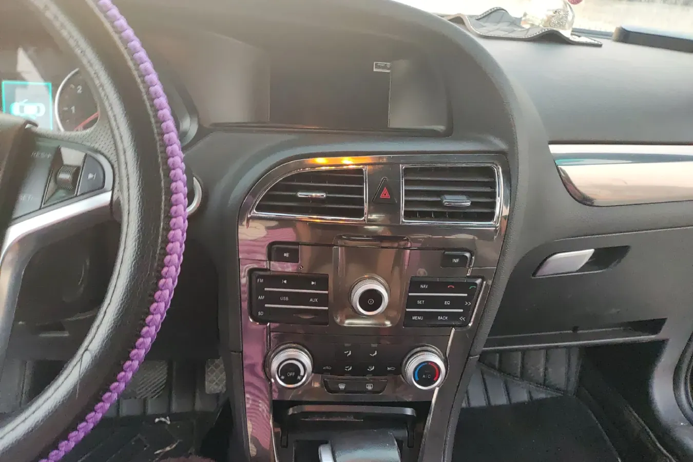 2016 Brilliance Auto V5 1.5T 150HP L4 5AT,autocango,china used car exporter,china ev exporter,chinese used car exporter,chinese used ev exporter