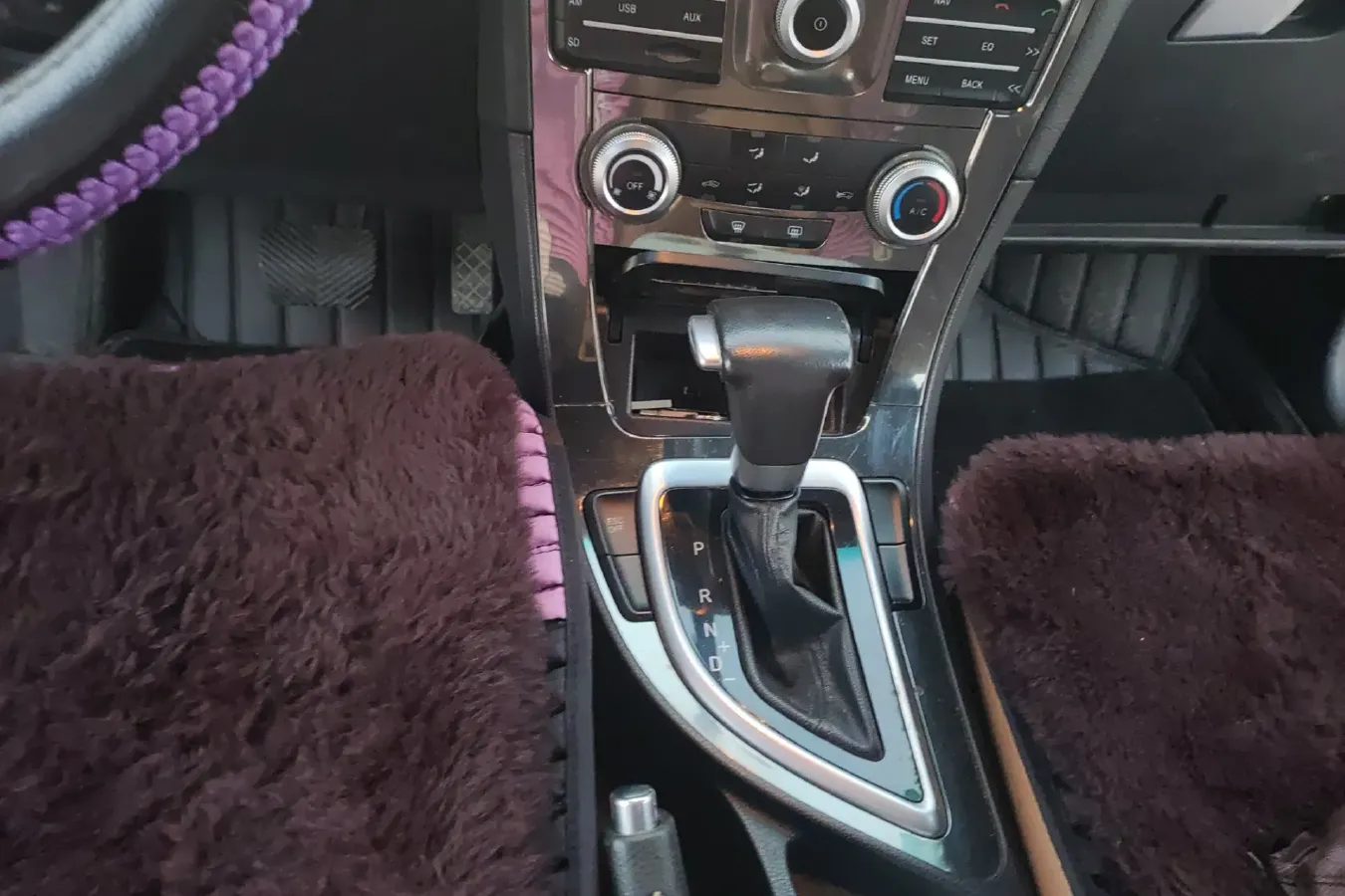 2016 Brilliance Auto V5 1.5T 150HP L4 5AT,autocango,china used car exporter,china ev exporter,chinese used car exporter,chinese used ev exporter