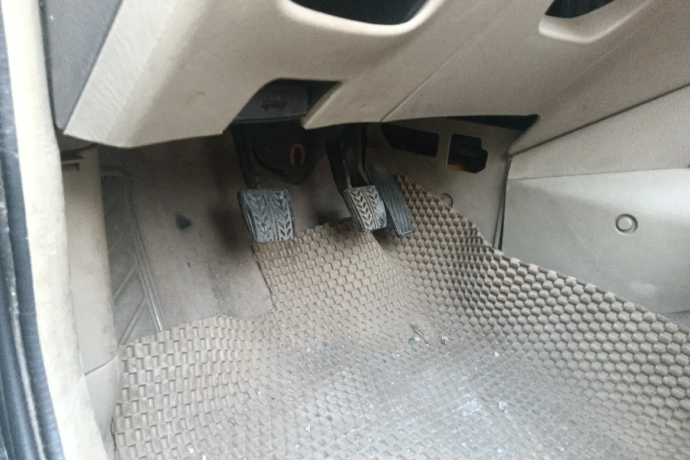 2009 HaiMa Family 1.6L 116HP L4 5MT,autocango,china used car exporter,china ev exporter,chinese used car exporter,chinese used ev exporter