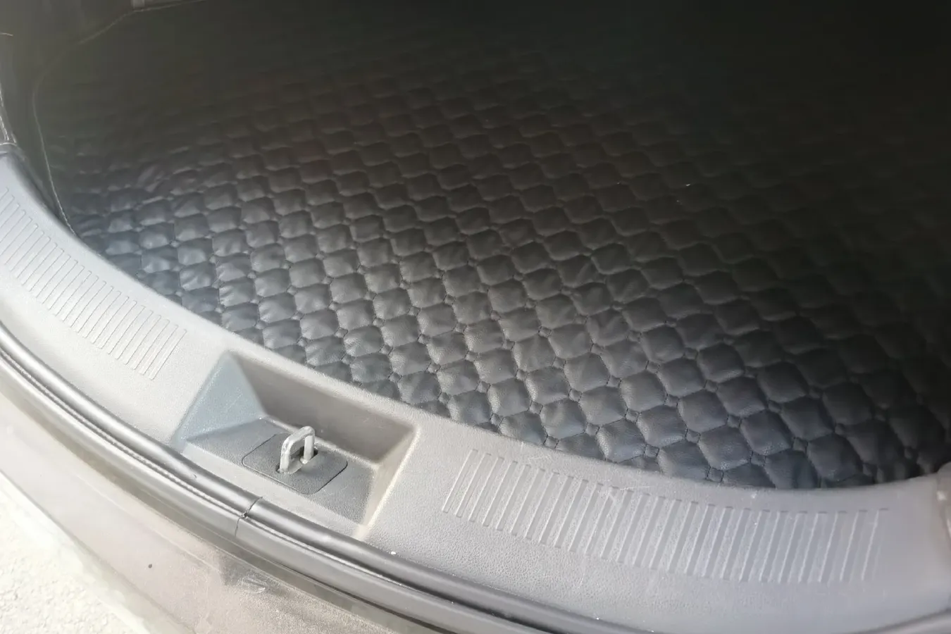 2015 BeiJing Auto Senova X65 2.0T 177HP L4 6AT,autocango,china used car exporter,china ev exporter,chinese used car exporter,chinese used ev exporter