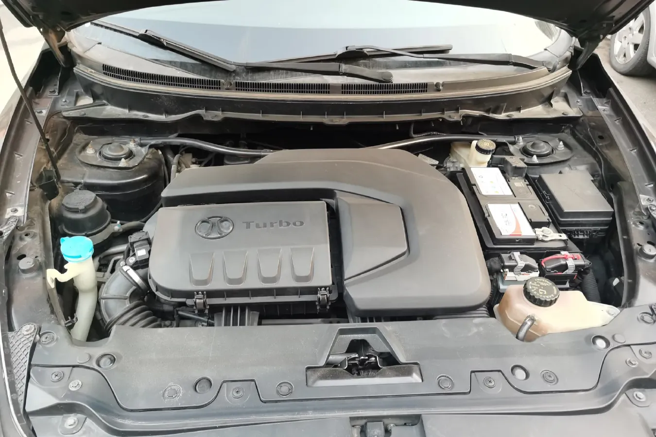 2015 BeiJing Auto Senova X65 2.0T 177HP L4 6AT,autocango,china used car exporter,china ev exporter,chinese used car exporter,chinese used ev exporter