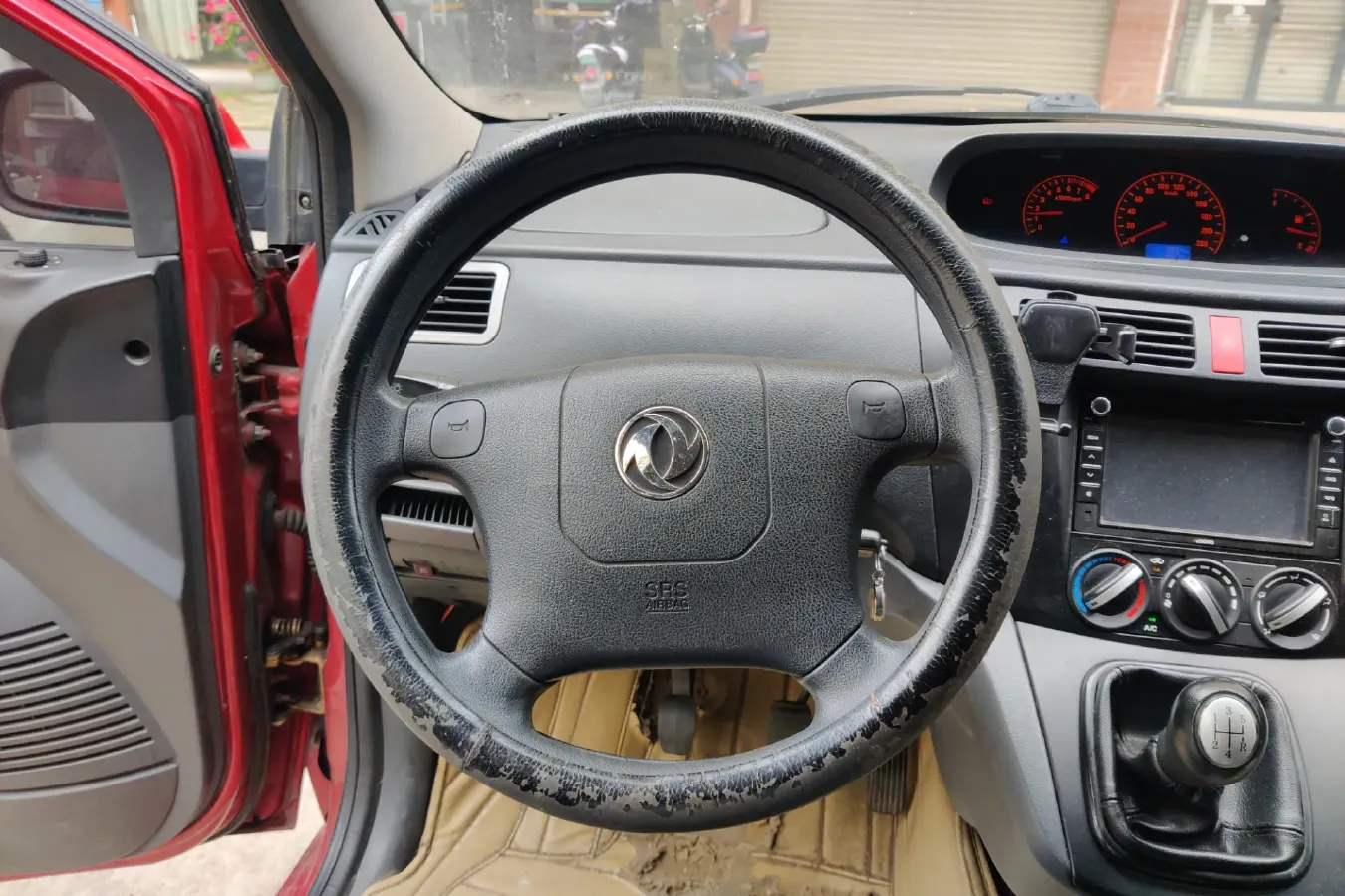 2010 DongFeng Forthing Joyear 1.5L 120HP L4 5MT,autocango,china used car exporter,china ev exporter,chinese used car exporter,chinese used ev exporter