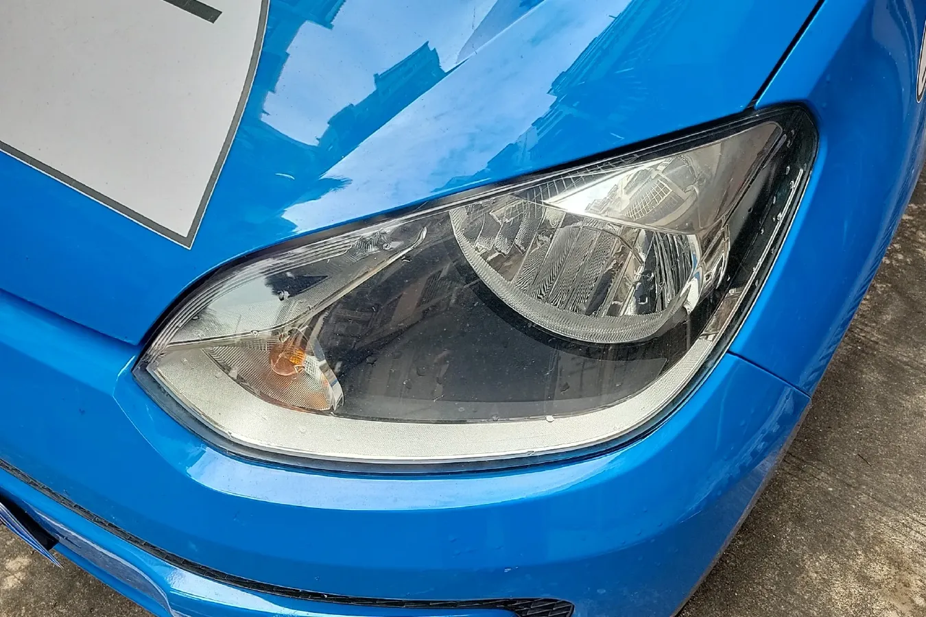 2015 Volkswagen up! 1.0L 75HP L3 5AMT,autocango,china used car exporter,china ev exporter,chinese used car exporter,chinese used ev exporter