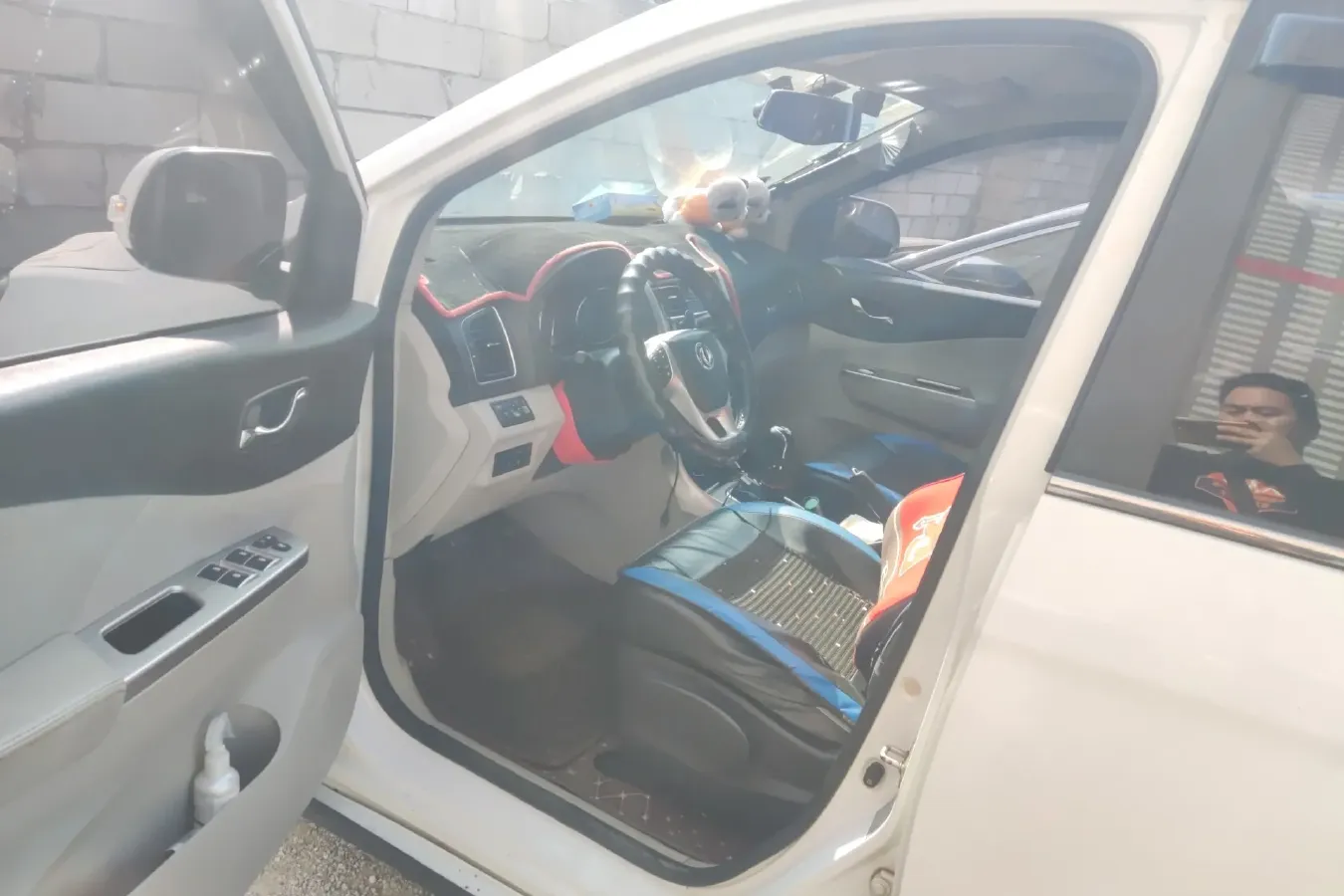 2016 DongFeng Forthing S500 1.5L 120HP L4 5MT,autocango,china used car exporter,china ev exporter,chinese used car exporter,chinese used ev exporter