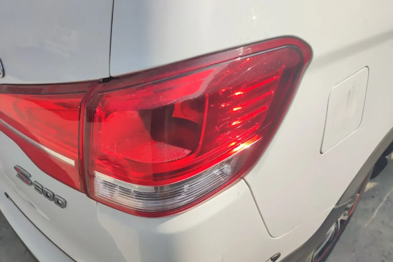 2016 DongFeng Forthing S500 1.5L 120HP L4 5MT,autocango,china used car exporter,china ev exporter,chinese used car exporter,chinese used ev exporter