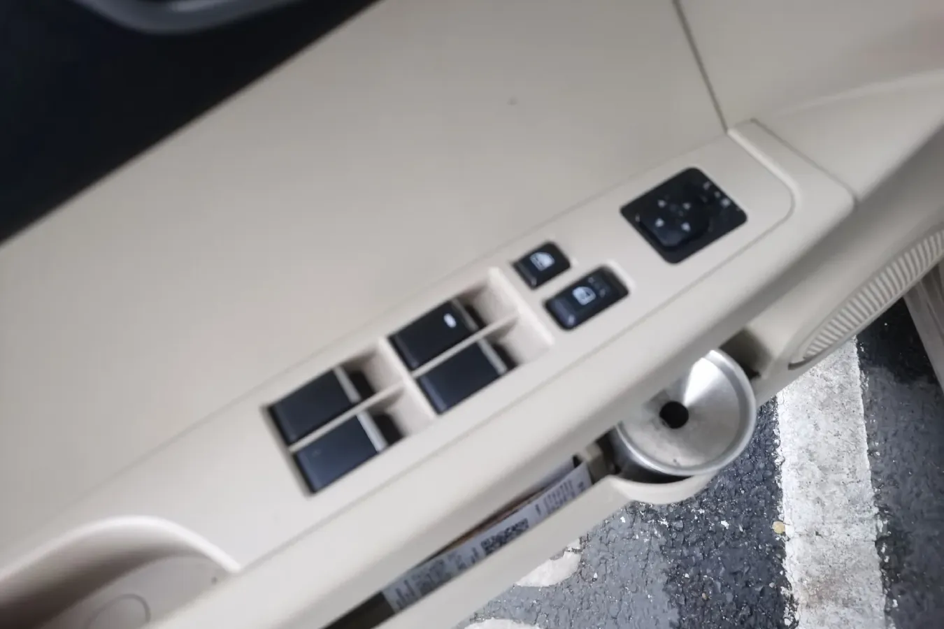 2012 Soueast V5 1.5L 120HP L4 5MT,autocango,china used car exporter,china ev exporter,chinese used car exporter,chinese used ev exporter