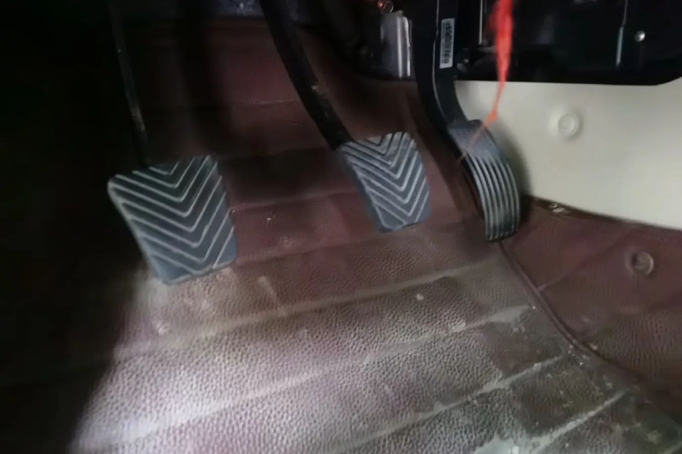 2012 Soueast V5 1.5L 120HP L4 5MT,autocango,china used car exporter,china ev exporter,chinese used car exporter,chinese used ev exporter