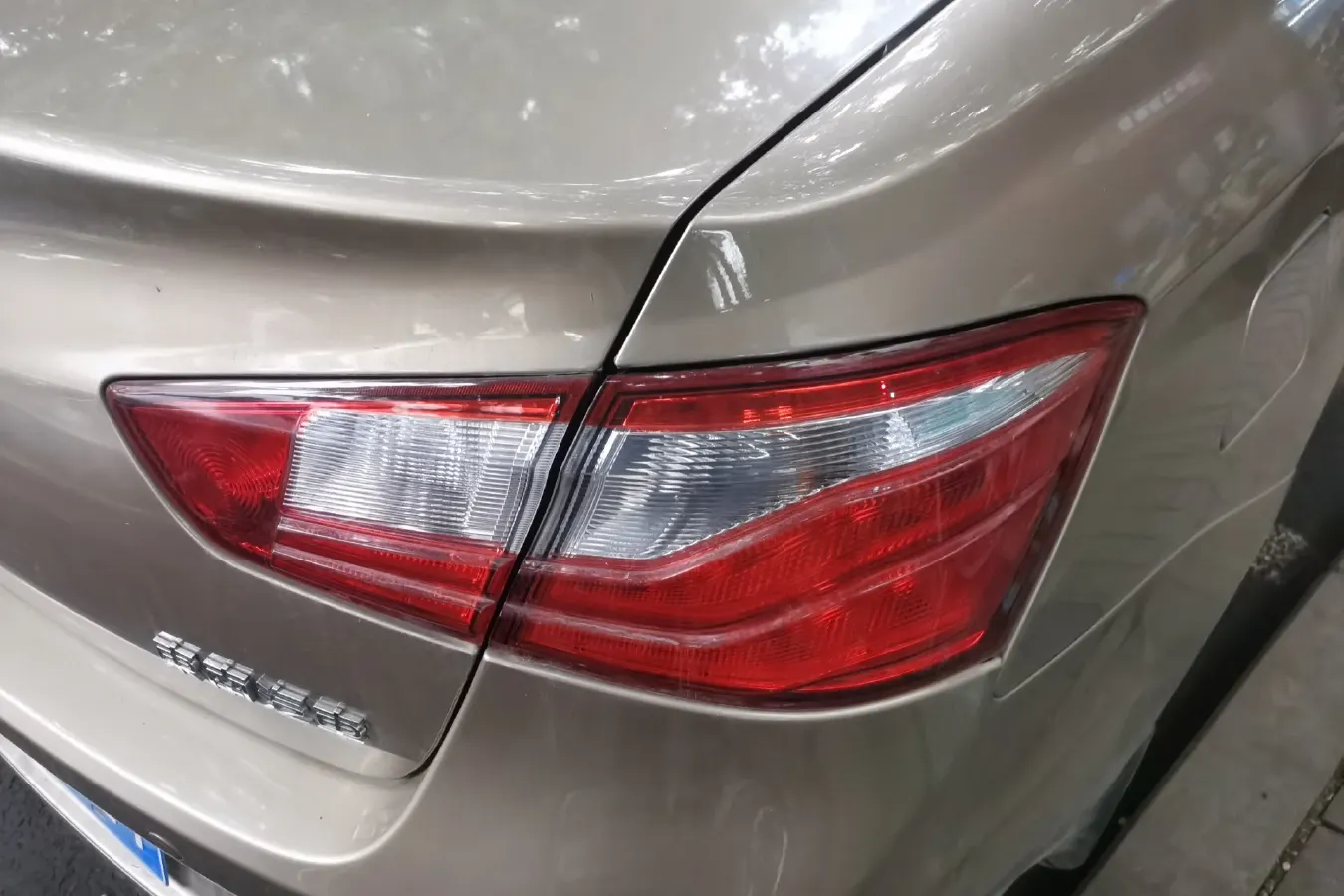 2012 Soueast V5 1.5L 120HP L4 5MT,autocango,china used car exporter,china ev exporter,chinese used car exporter,chinese used ev exporter