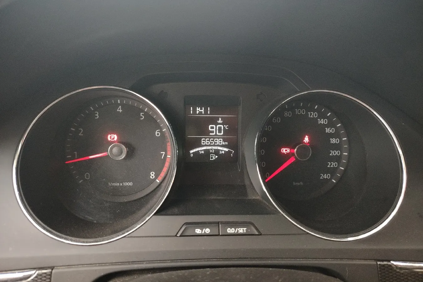 2013 Volkswagen Bora 1.6L 105HP L4 5MT,autocango,china used car exporter,china ev exporter,chinese used car exporter,chinese used ev exporter