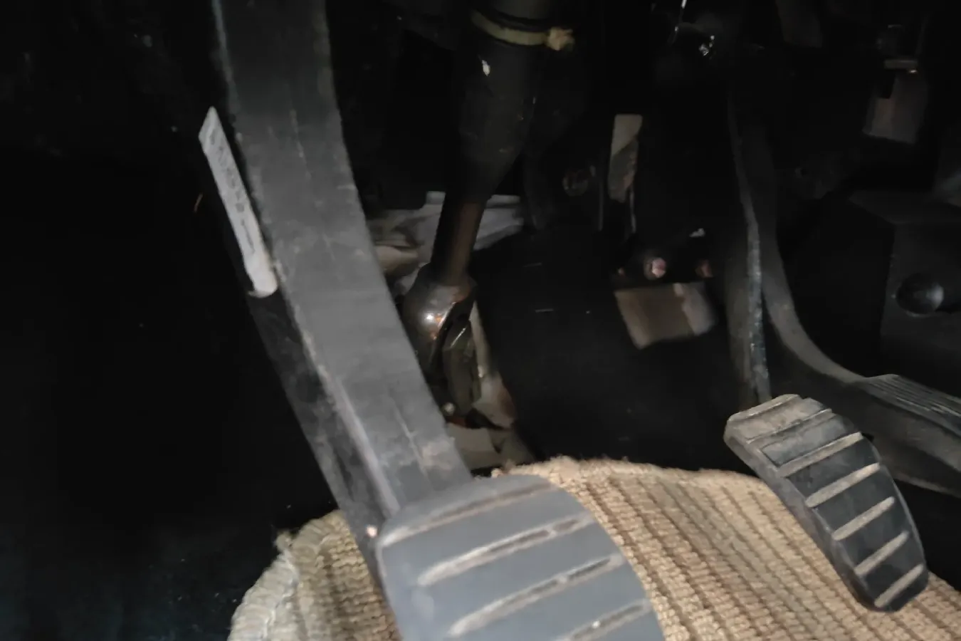 2015 DongFeng Forthing Joyear X3 1.5L 120HP L4 5MT,autocango,china used car exporter,china ev exporter,chinese used car exporter,chinese used ev exporter