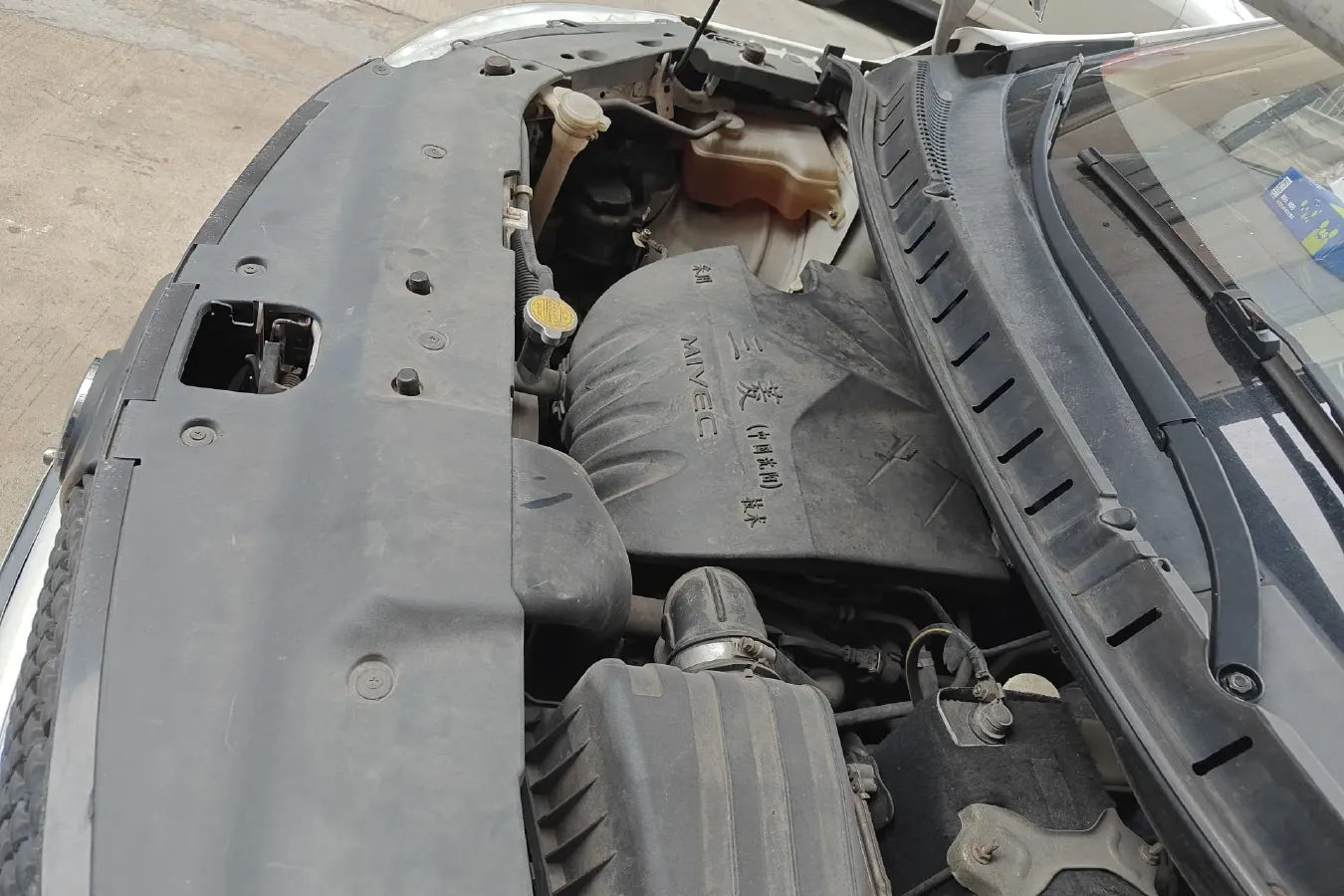 2015 DongFeng Forthing Joyear X3 1.5L 120HP L4 5MT,autocango,china used car exporter,china ev exporter,chinese used car exporter,chinese used ev exporter