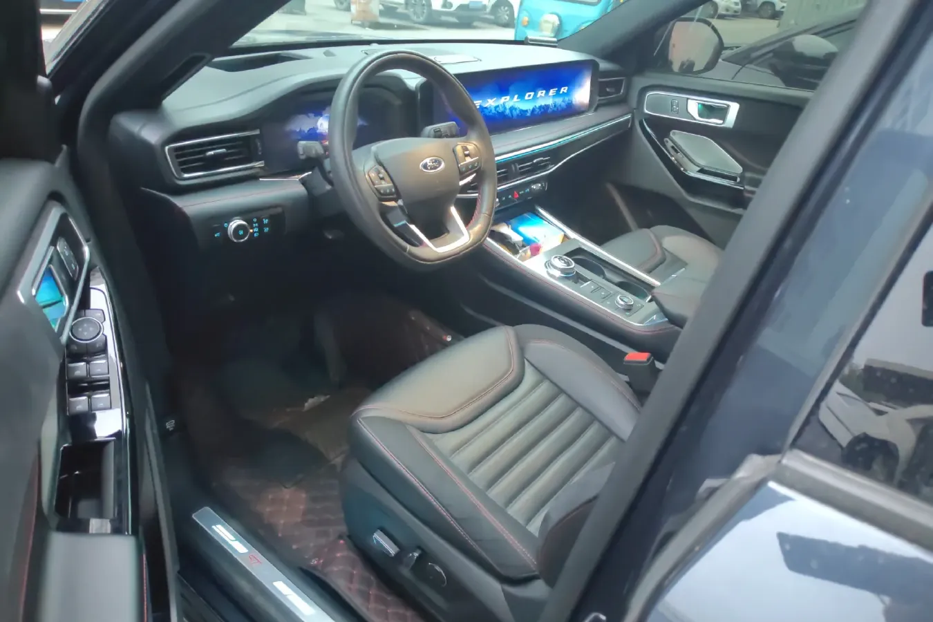 2023 Ford Explorer 2.3T 276HP L4 10AT,autocango,china used car exporter,china ev exporter,chinese used car exporter,chinese used ev exporter