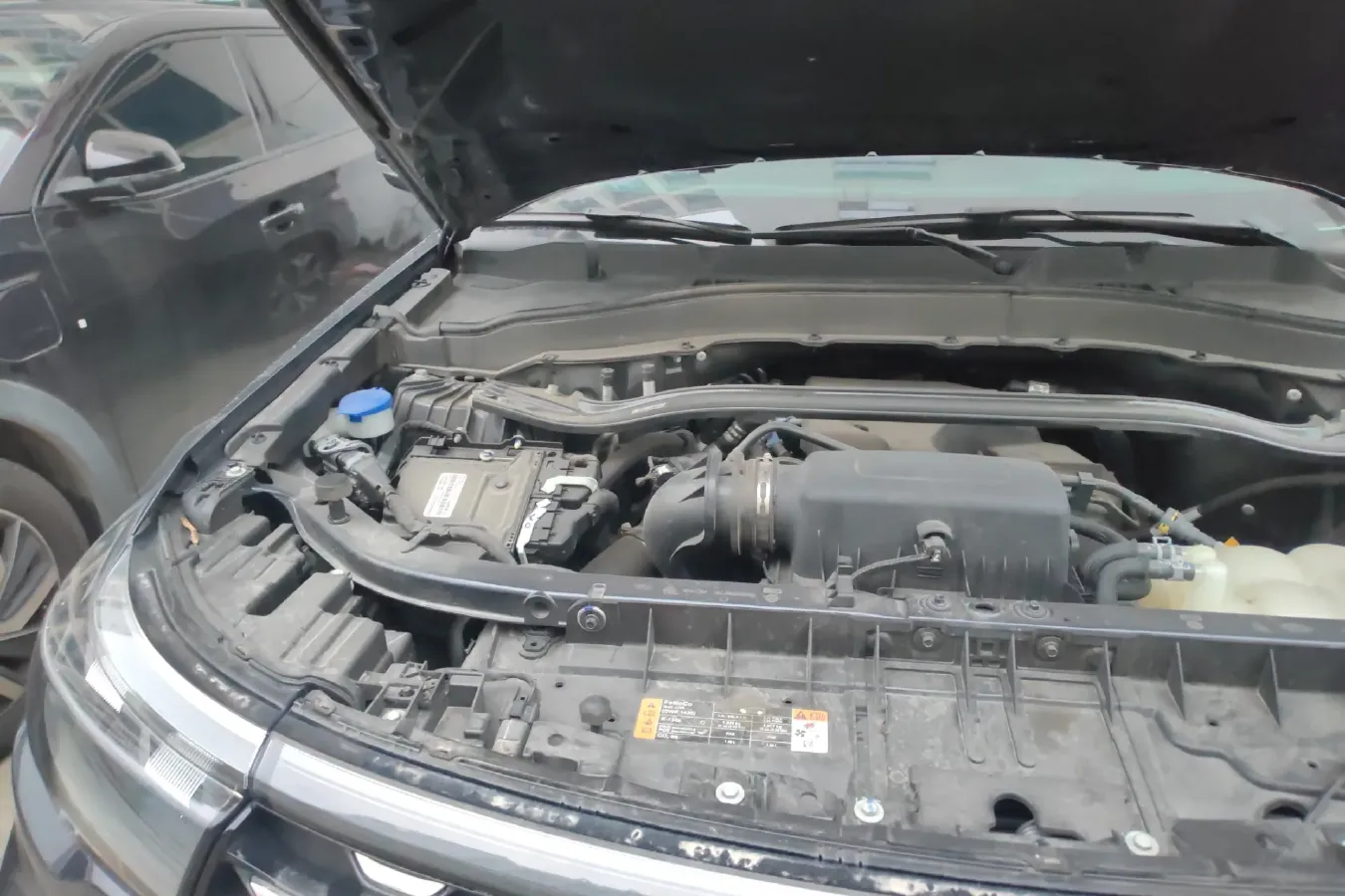 2023 Ford Explorer 2.3T 276HP L4 10AT,autocango,china used car exporter,china ev exporter,chinese used car exporter,chinese used ev exporter