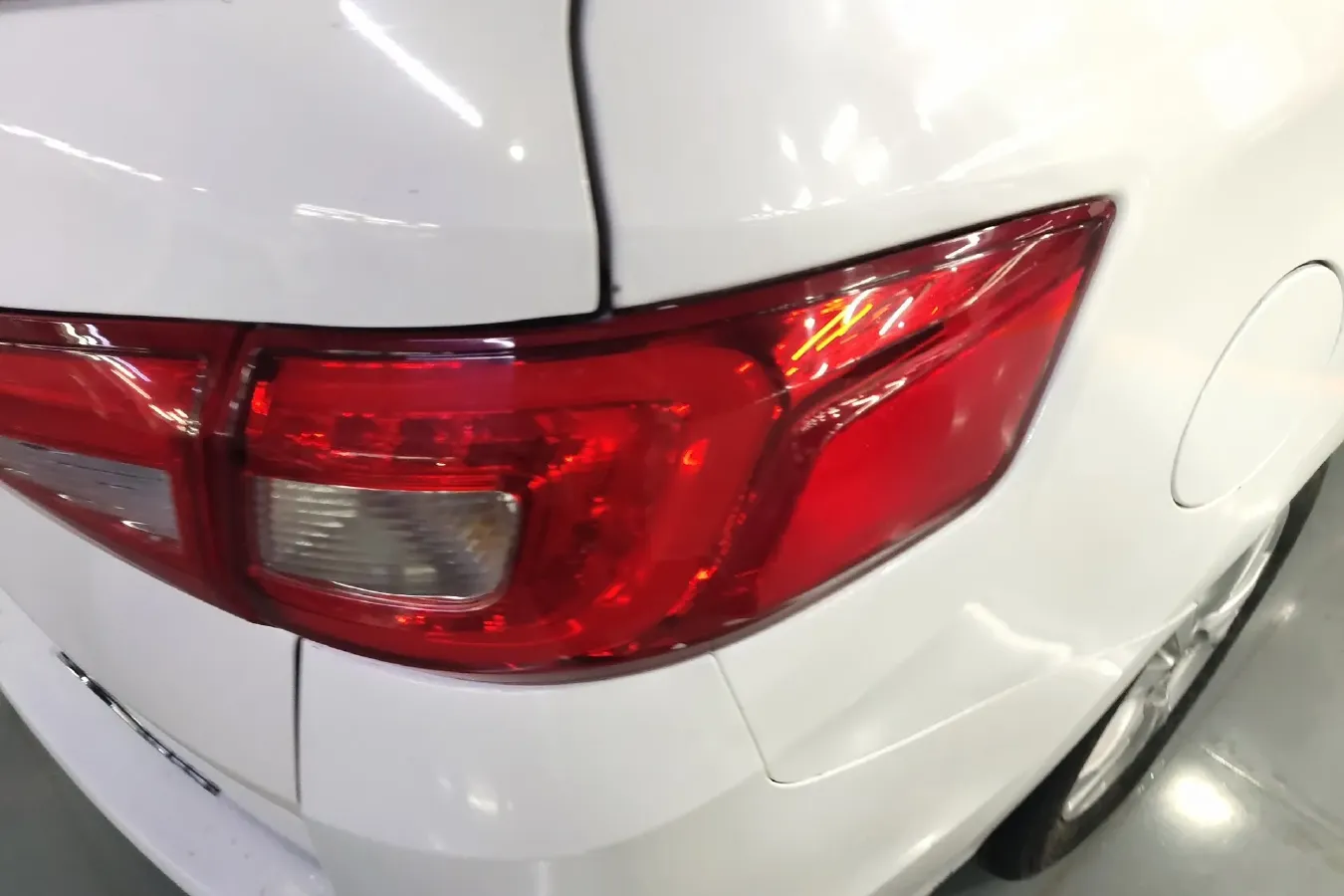 2016 HaiMa V70 1.5T 156HP L4 6AT,autocango,china used car exporter,china ev exporter,chinese used car exporter,chinese used ev exporter