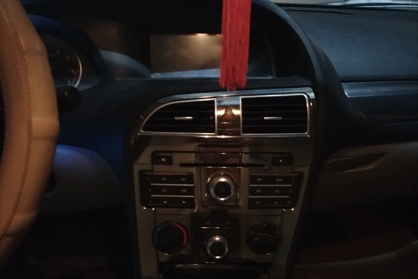 2014 Brilliance Auto H530 1.6L 118HP L4 5MT,autocango,china used car exporter,china ev exporter,chinese used car exporter,chinese used ev exporter