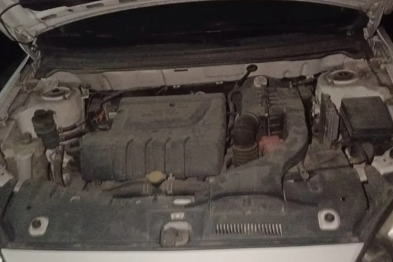 2014 Soueast V5 1.5L 120HP L4 5MT,autocango,china used car exporter,china ev exporter,chinese used car exporter,chinese used ev exporter