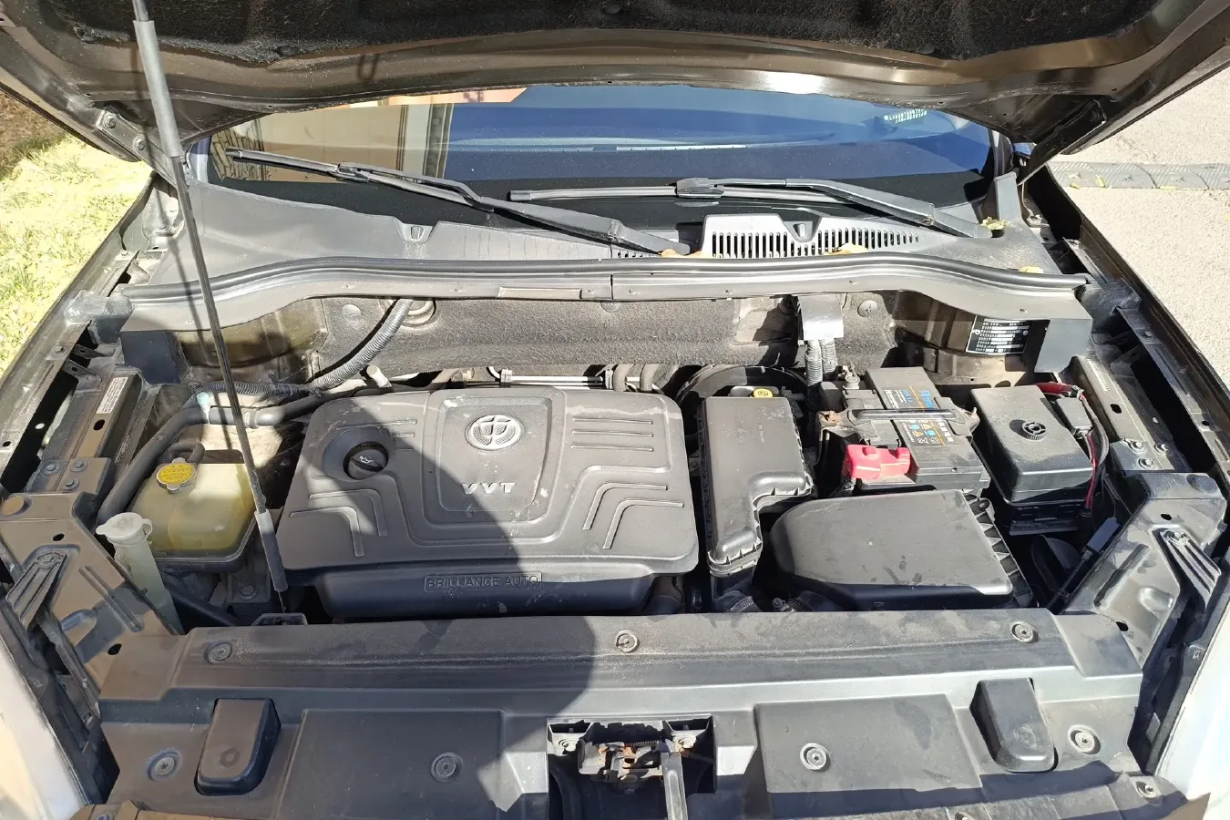 2012 Brilliance Auto V5 1.6L 118HP L4 5AT,autocango,china used car exporter,china ev exporter,chinese used car exporter,chinese used ev exporter