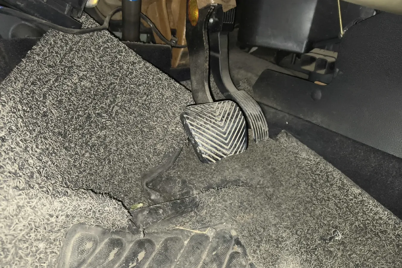 2012 Brilliance Auto V5 1.6L 118HP L4 5AT,autocango,china used car exporter,china ev exporter,chinese used car exporter,chinese used ev exporter