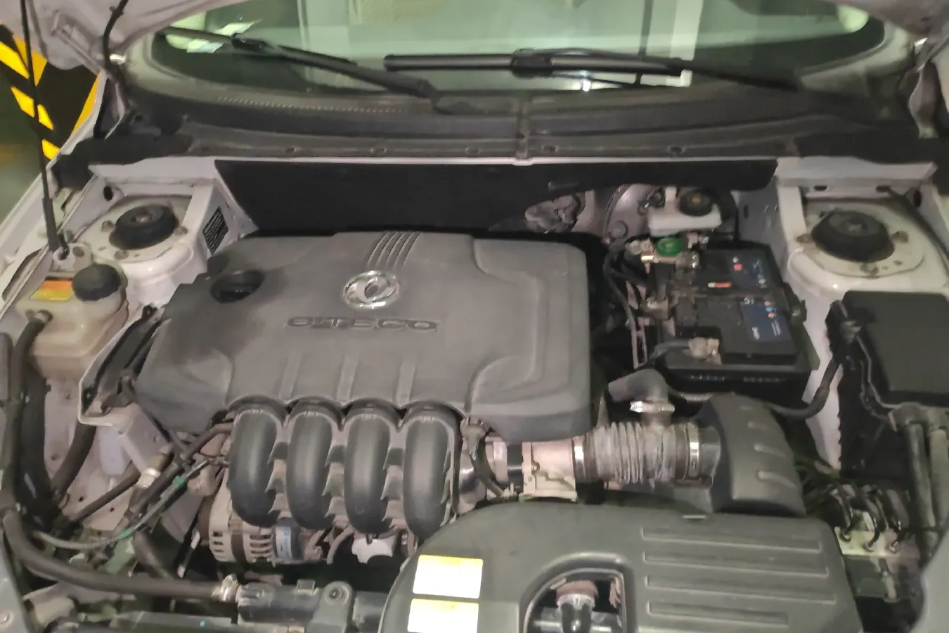 2014 DongFeng Aeolus H30 1.5L 116HP L4 5MT,autocango,china used car exporter,china ev exporter,chinese used car exporter,chinese used ev exporter