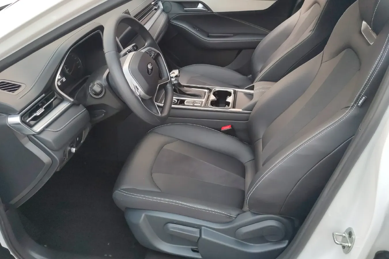 2023 JAC A5 Plus 1.5T 150HP L4 CVT,autocango,china used car exporter,china ev exporter,chinese used car exporter,chinese used ev exporter