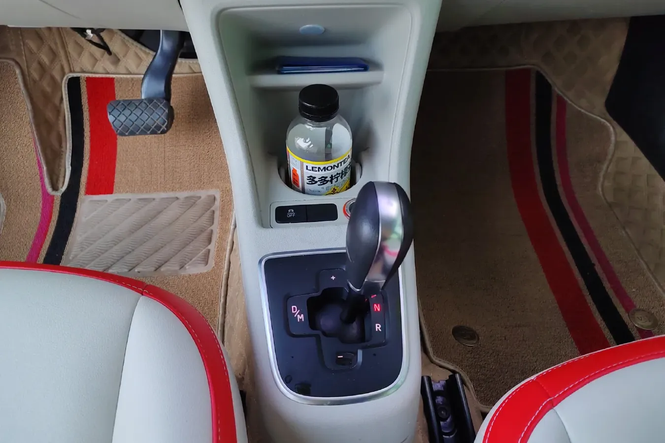 2015 Volkswagen up! 1.0L 75HP L3 5AMT,autocango,china used car exporter,china ev exporter,chinese used car exporter,chinese used ev exporter