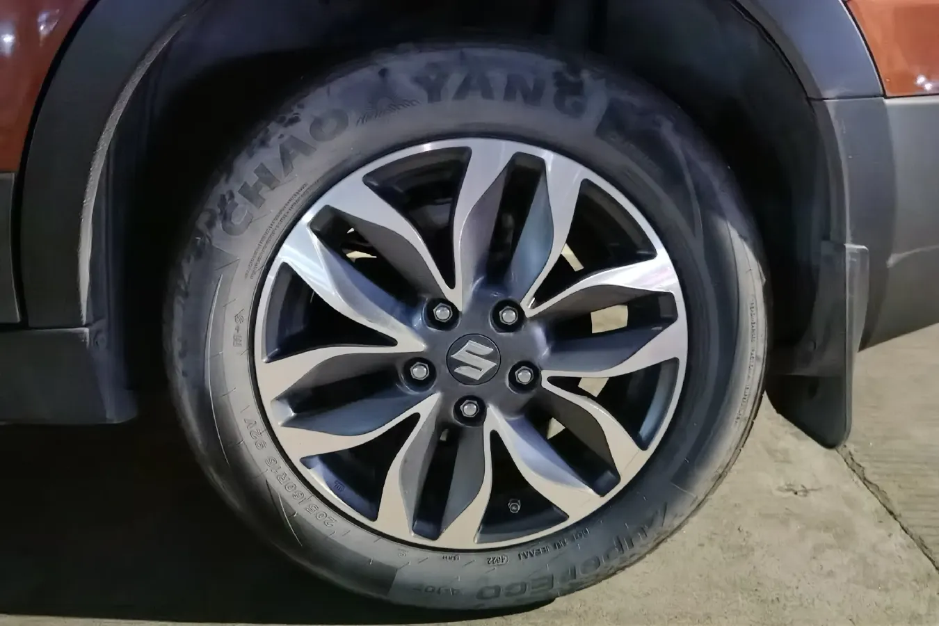 2017 Suzuki SX4 S-Cross 1.6L 122HP L4 5MT,autocango,china used car exporter,china ev exporter,chinese used car exporter,chinese used ev exporter