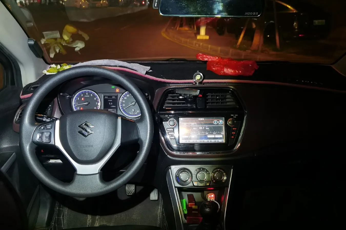 2017 Suzuki SX4 S-Cross 1.6L 122HP L4 5MT,autocango,china used car exporter,china ev exporter,chinese used car exporter,chinese used ev exporter