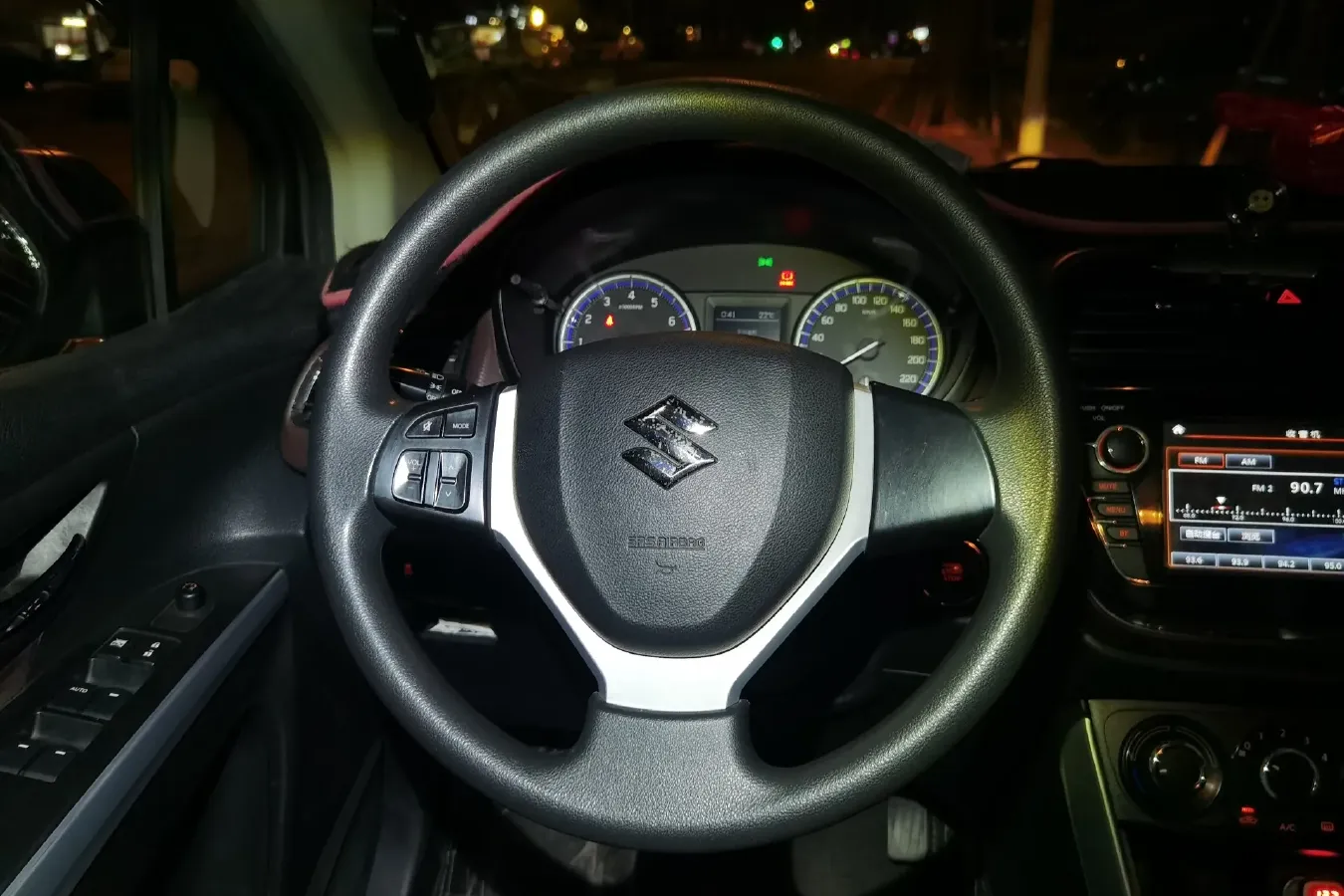 2017 Suzuki SX4 S-Cross 1.6L 122HP L4 5MT,autocango,china used car exporter,china ev exporter,chinese used car exporter,chinese used ev exporter