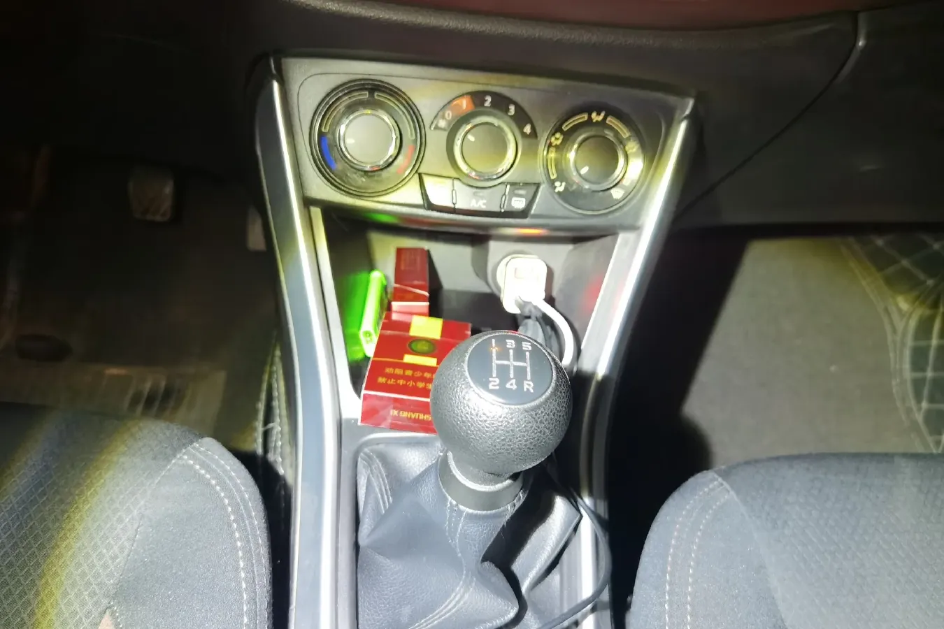 2017 Suzuki SX4 S-Cross 1.6L 122HP L4 5MT,autocango,china used car exporter,china ev exporter,chinese used car exporter,chinese used ev exporter