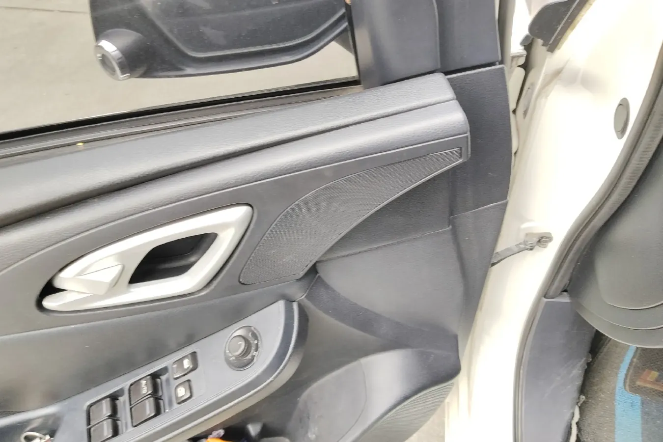 2013 Luxgen 5 1.8T 154HP L4 5AT,autocango,china used car exporter,china ev exporter,chinese used car exporter,chinese used ev exporter