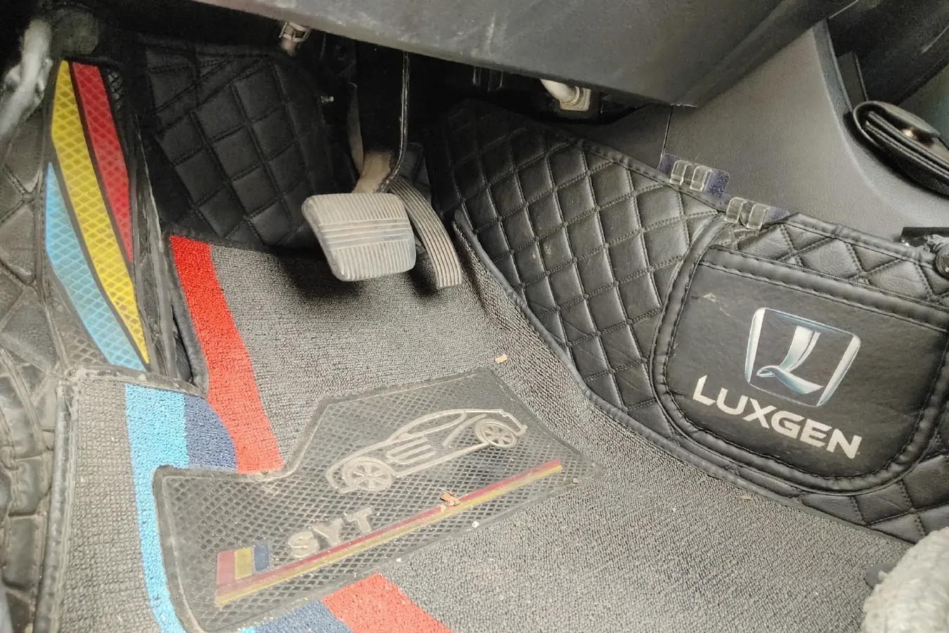 2013 Luxgen 5 1.8T 154HP L4 5AT,autocango,china used car exporter,china ev exporter,chinese used car exporter,chinese used ev exporter