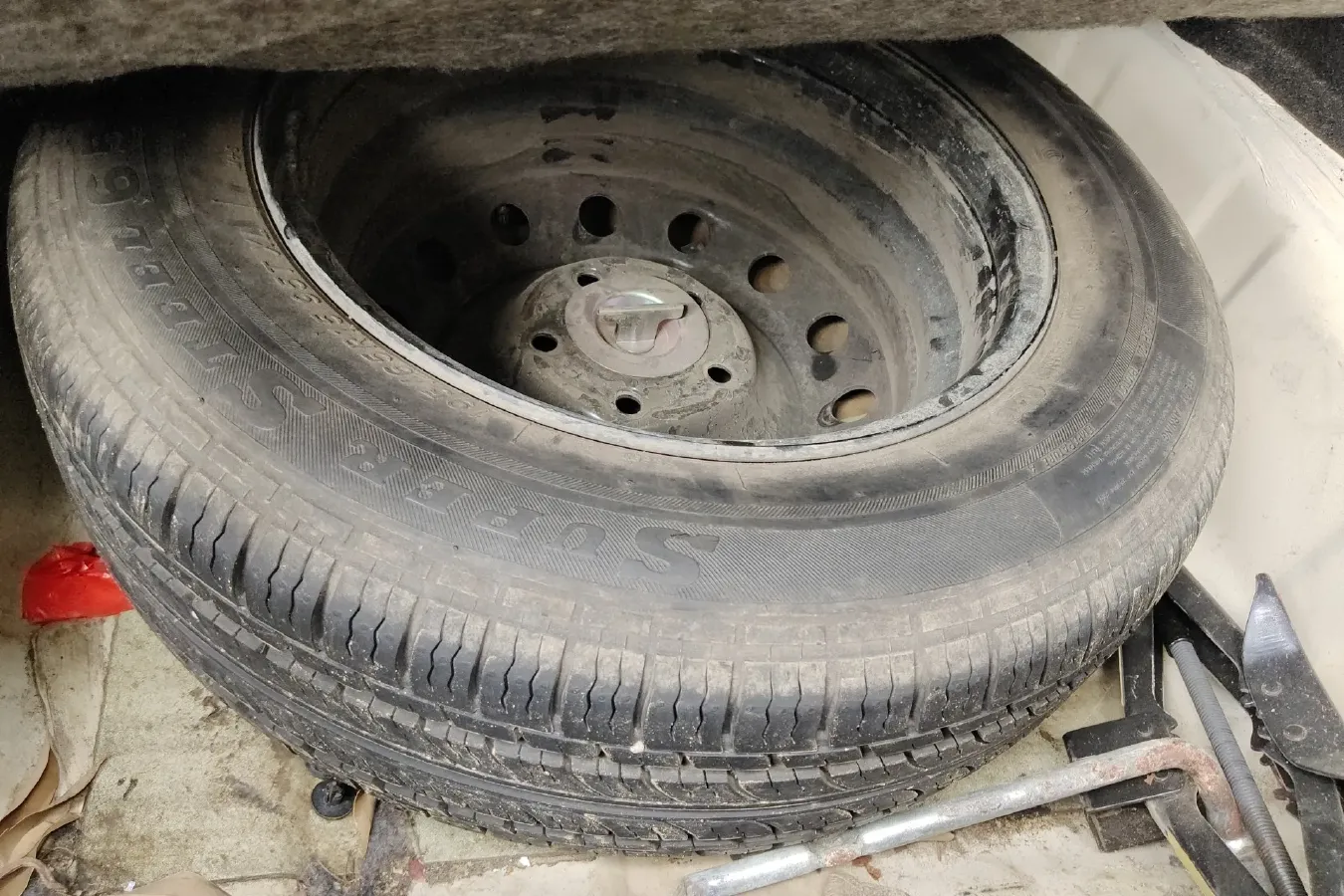 2013 Luxgen 5 1.8T 154HP L4 5AT,autocango,china used car exporter,china ev exporter,chinese used car exporter,chinese used ev exporter