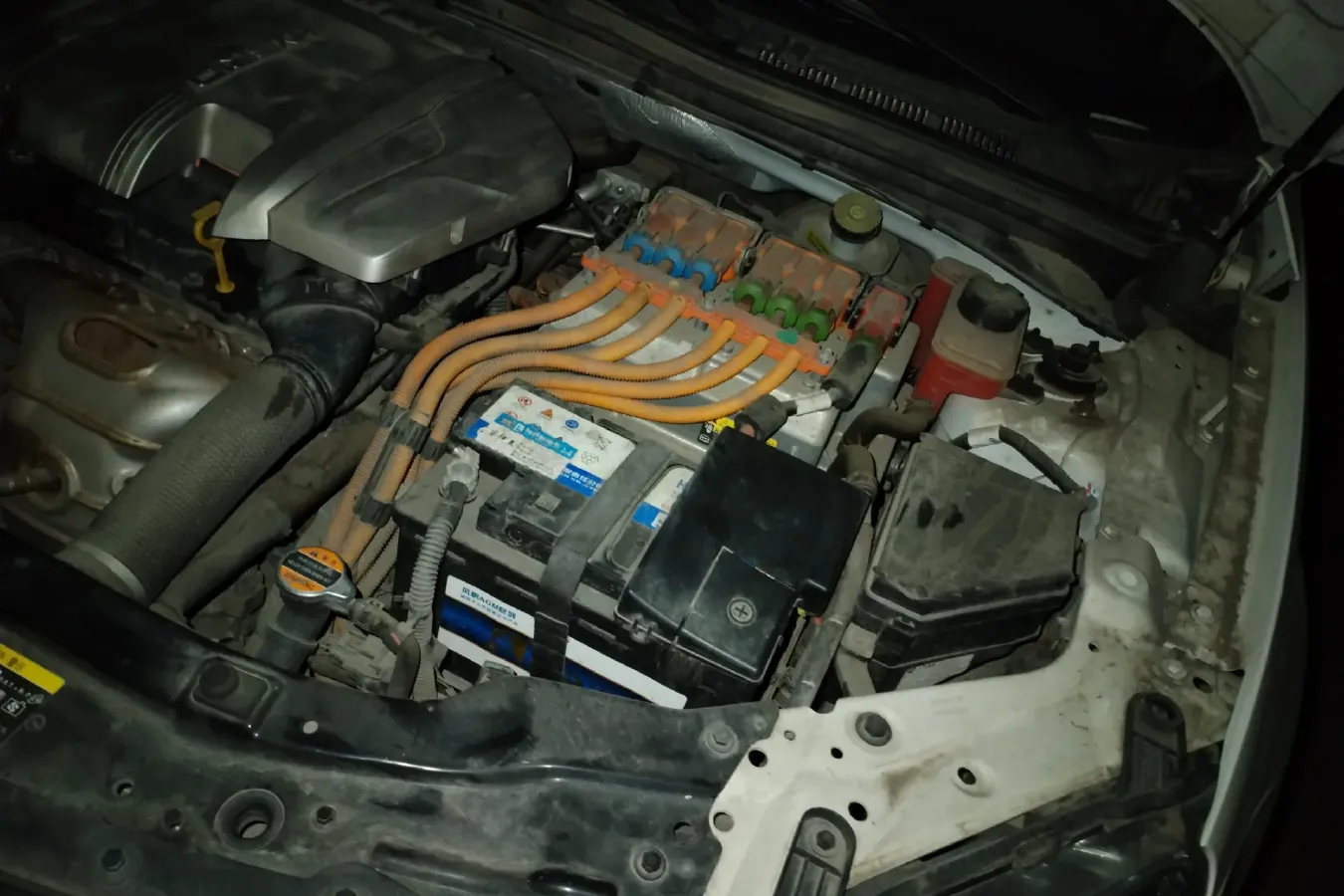 2014 Roewe e550 1.5L 109HP L4 2AT PHEV 11.8KWH,autocango,china used car exporter,china ev exporter,chinese used car exporter,chinese used ev exporter