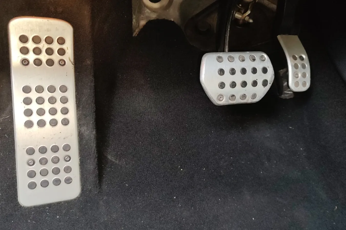 2011 Peugeot RCZ 1.6T 156HP L4 6AT,autocango,china used car exporter,china ev exporter,chinese used car exporter,chinese used ev exporter