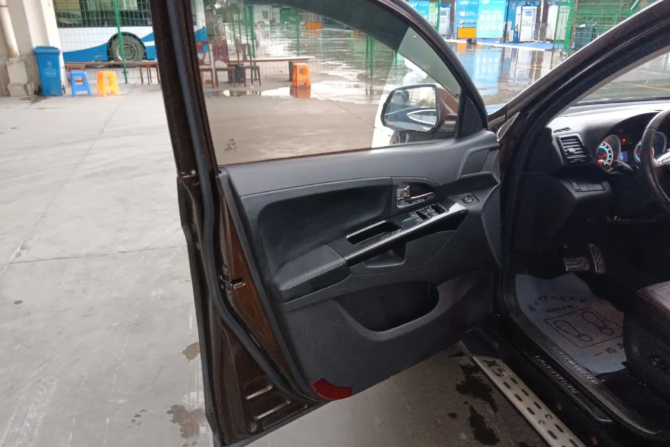 2014 Landwind X5 2.0T 190HP L4 8AT,autocango,china used car exporter,china ev exporter,chinese used car exporter,chinese used ev exporter