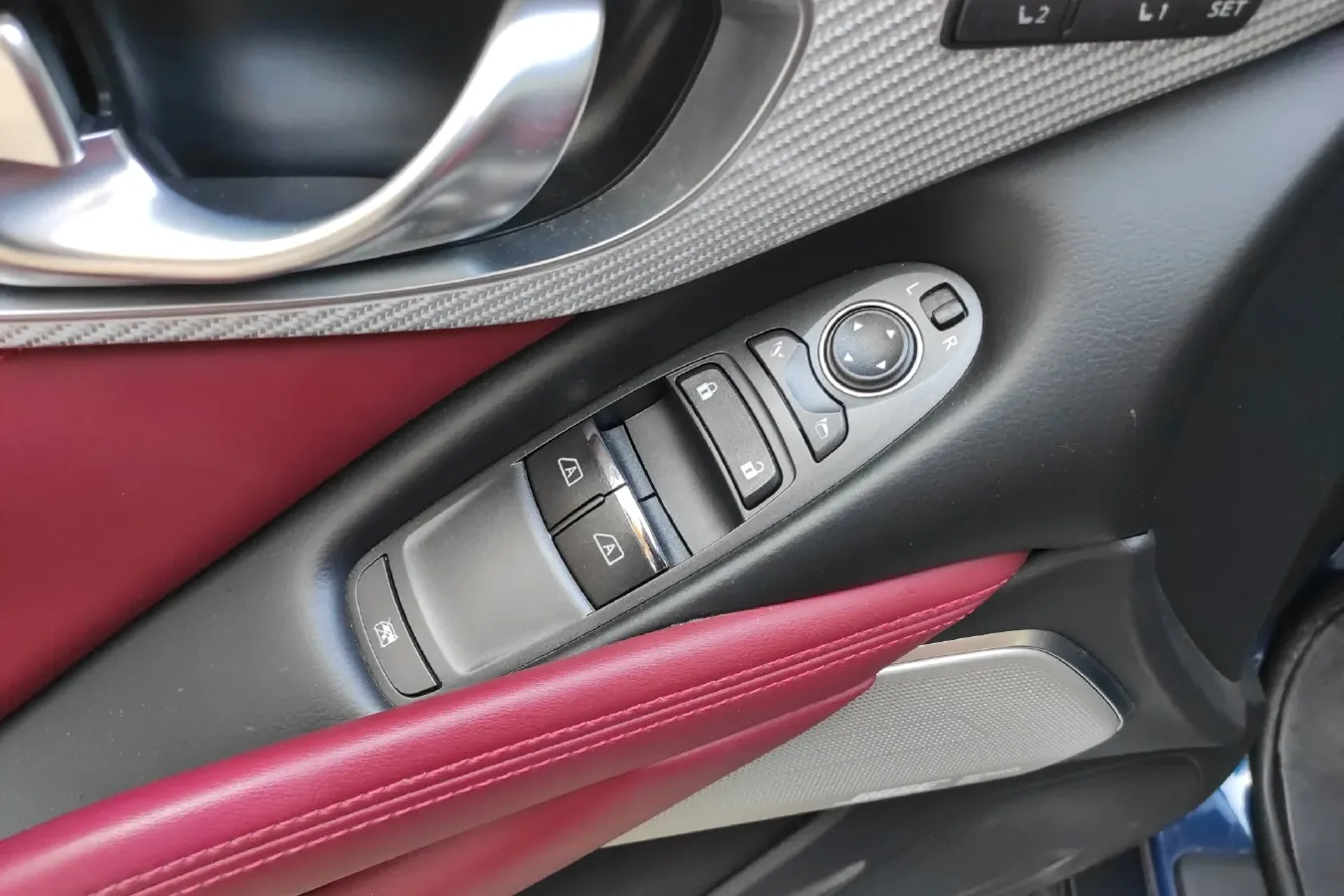 2019 Infiniti Q60 2.0T 211HP L4 7AT,autocango,china used car exporter,china ev exporter,chinese used car exporter,chinese used ev exporter