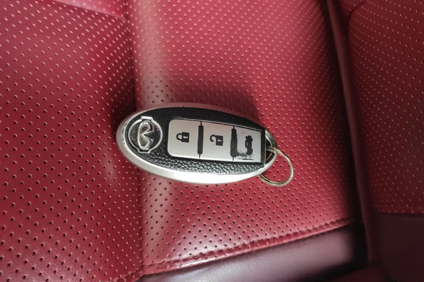 2019 Infiniti Q60 2.0T 211HP L4 7AT,autocango,china used car exporter,china ev exporter,chinese used car exporter,chinese used ev exporter