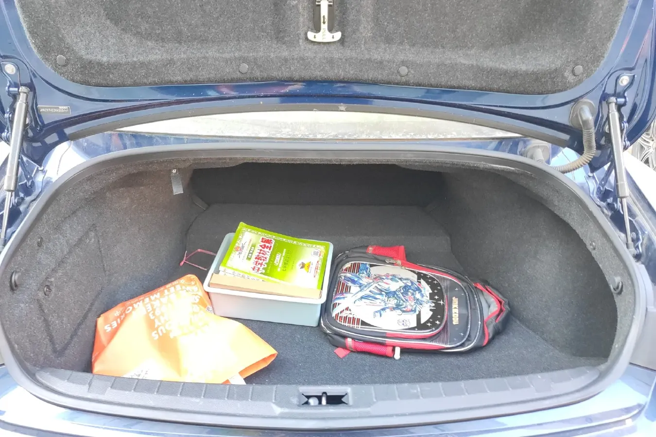 2019 Infiniti Q60 2.0T 211HP L4 7AT,autocango,china used car exporter,china ev exporter,chinese used car exporter,chinese used ev exporter