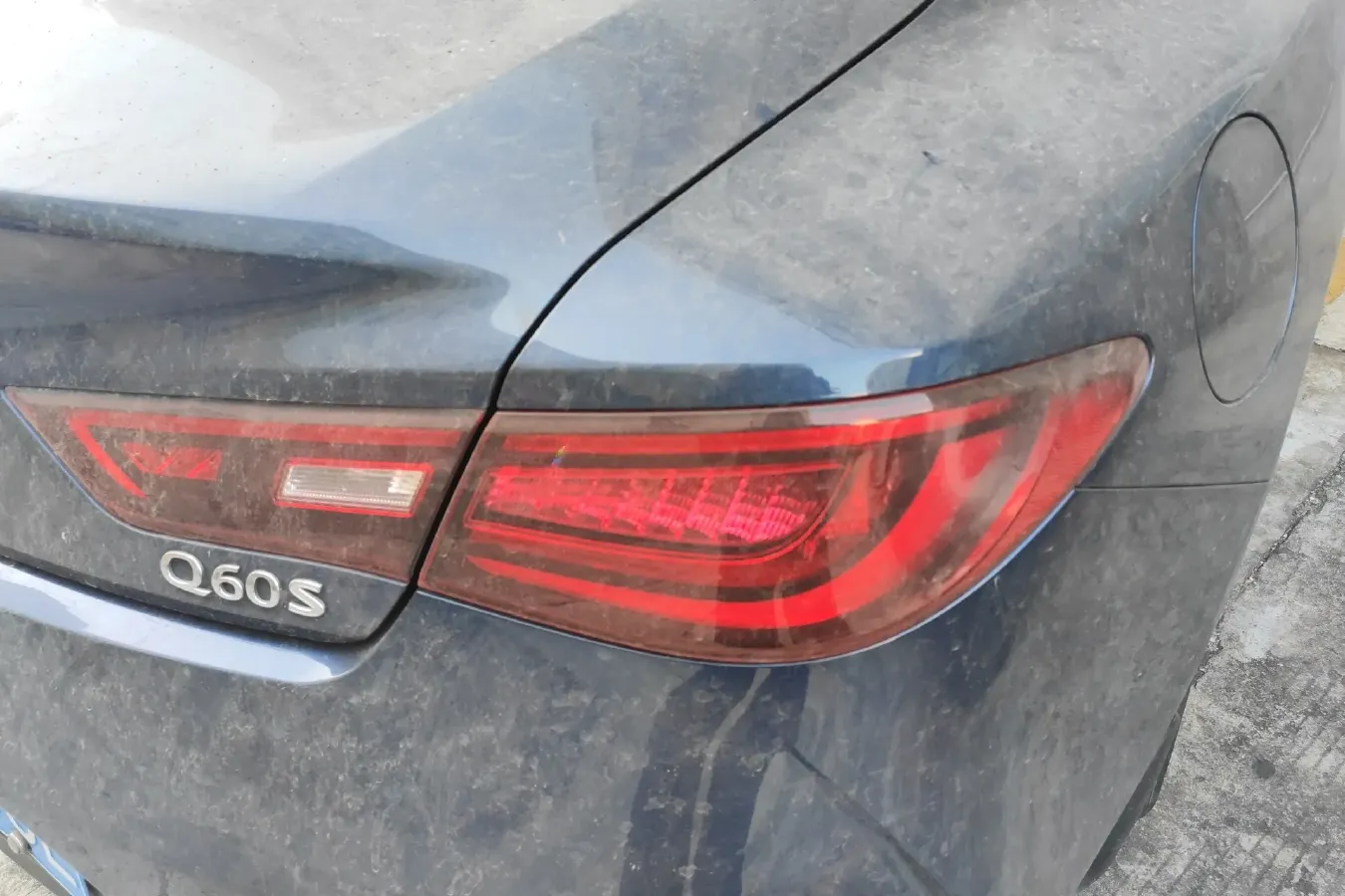 2019 Infiniti Q60 2.0T 211HP L4 7AT,autocango,china used car exporter,china ev exporter,chinese used car exporter,chinese used ev exporter